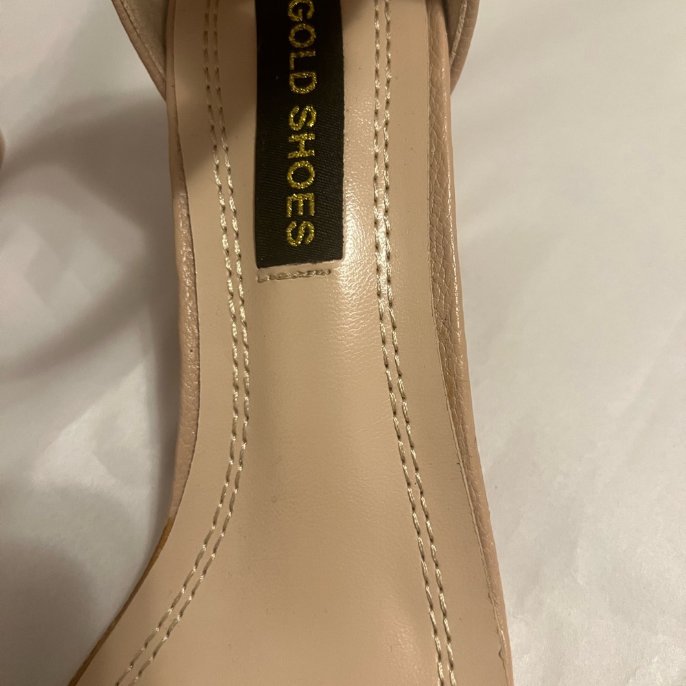 Women's Tan Heels - Picture 4 of 8
